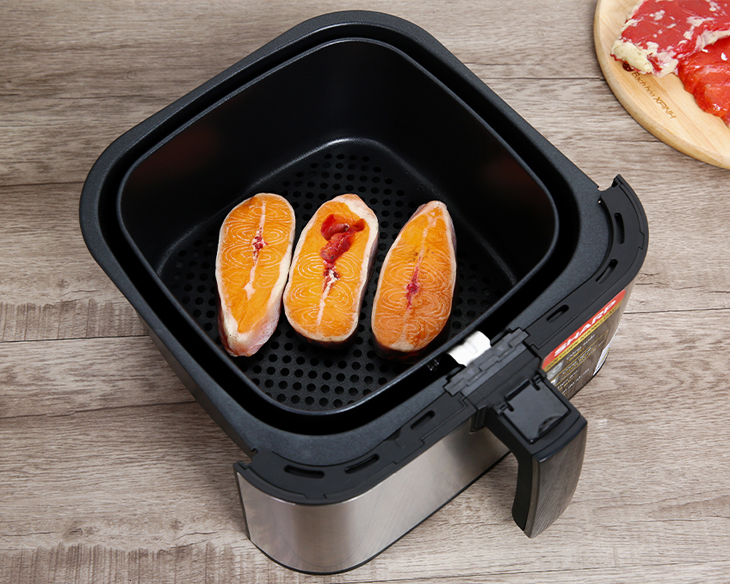 Nồi chiên không dầu Sharp KF-AF70EV-ST 7 lít - góc nhìn 5